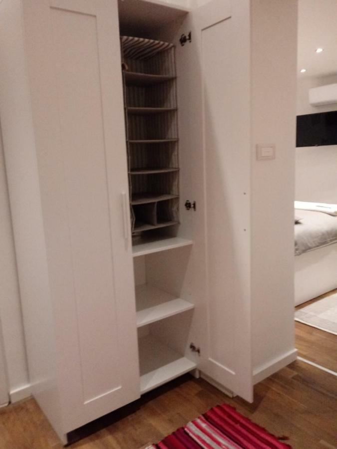 Apartment Ema ลูบลิยานา ภายนอก รูปภาพ